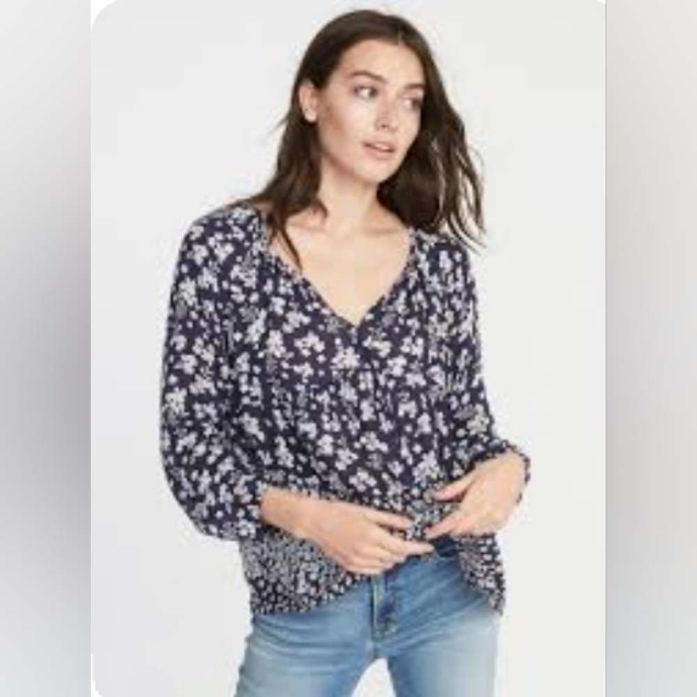 Old Navy Floral Print‎ Boho Peasant Swing Top - Medium